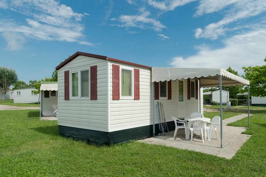 Camping avec son chien en Loire-Atlantique : Le Camping L’Océan au Croisic propose Mobil-homes et SPA, chiens acceptés, proche plage